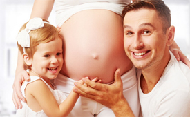 孕妇的肚子可以给别人摸吗 小孩可以摸孕妇肚子吗