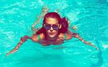 游泳可以治颈椎病吗 哪种泳姿治疗颈椎病