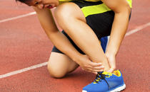 运动时为什么脚会扭伤 运动中脚扭伤快速处理方法