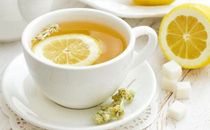 来月经可以喝柠檬水吗 经期喝柠檬水有影响吗